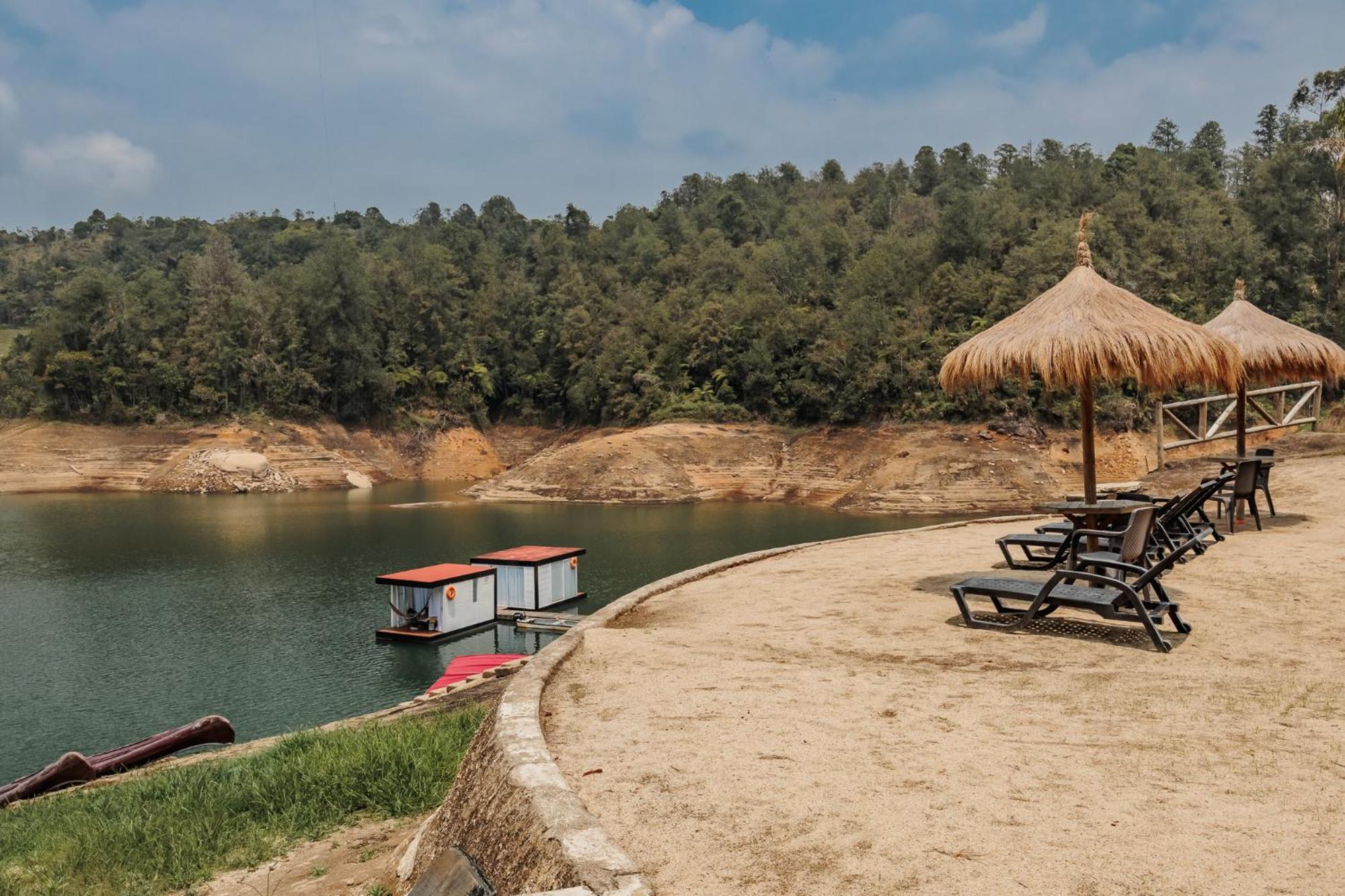 Hotel Pietrasanta Guatapé Dış mekan fotoğraf