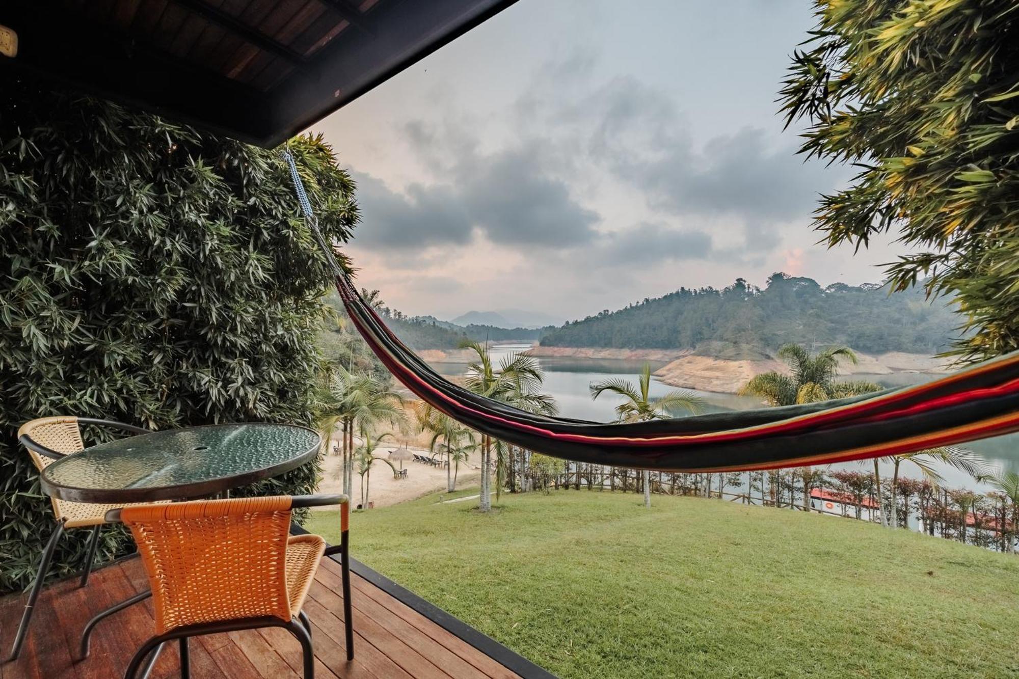 Hotel Pietrasanta Guatapé Dış mekan fotoğraf